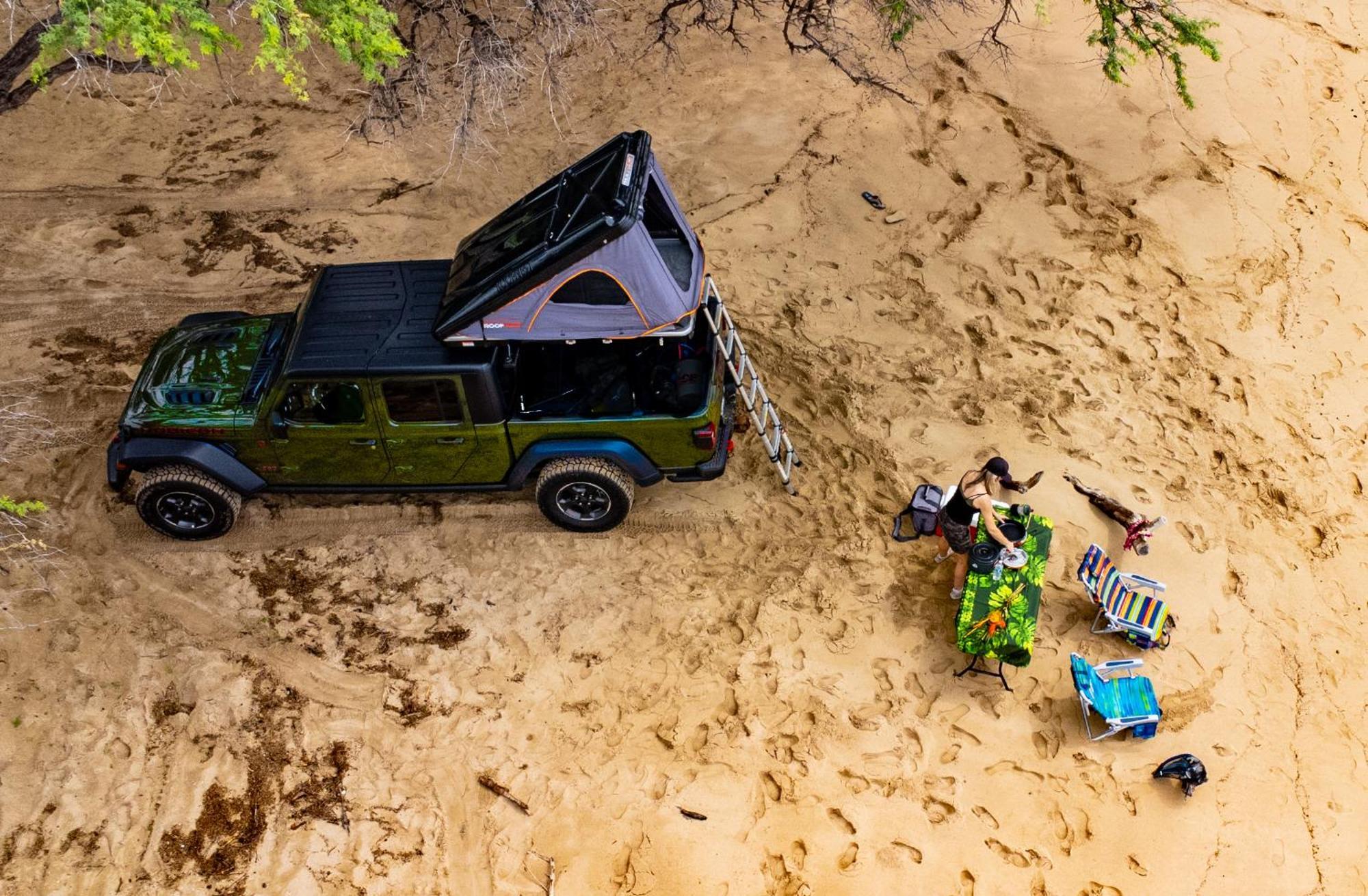 Campcar Maui Jeeps Suvs Hybrid Camper Van Rentals With Equipment And Travel Advice Кахулуї Екстер'єр фото